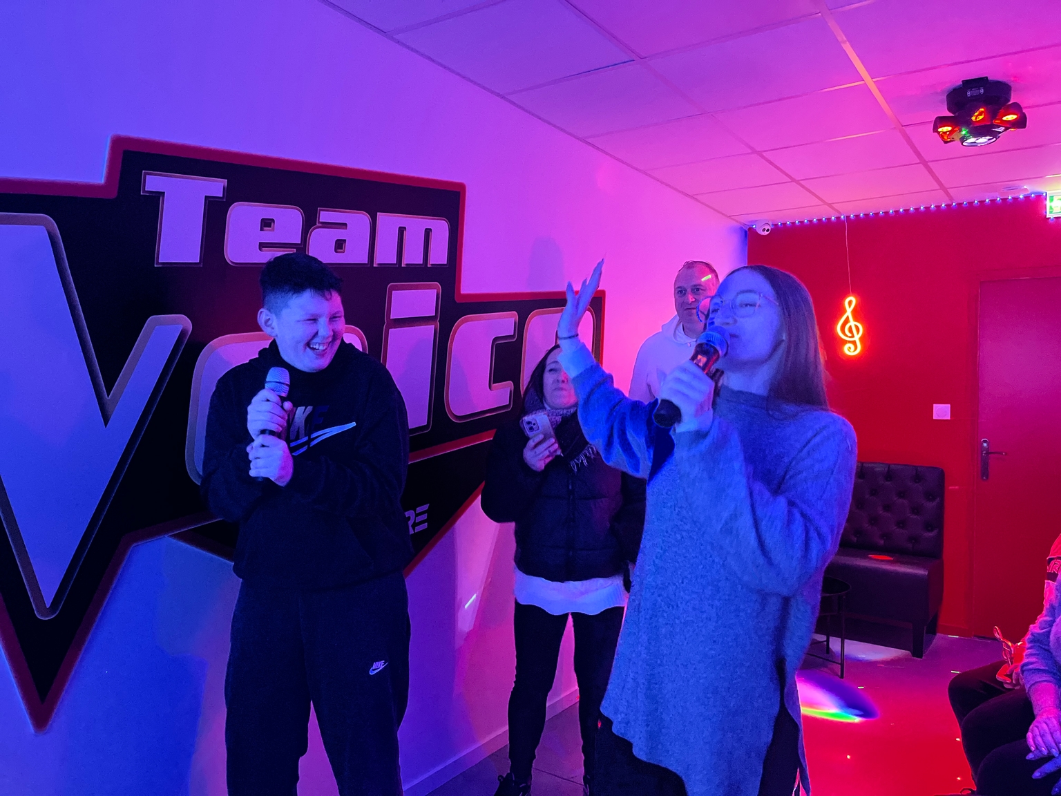 Karaoké Hauts-de-France : L’expérience événementielle sur-mesure chez Team Square